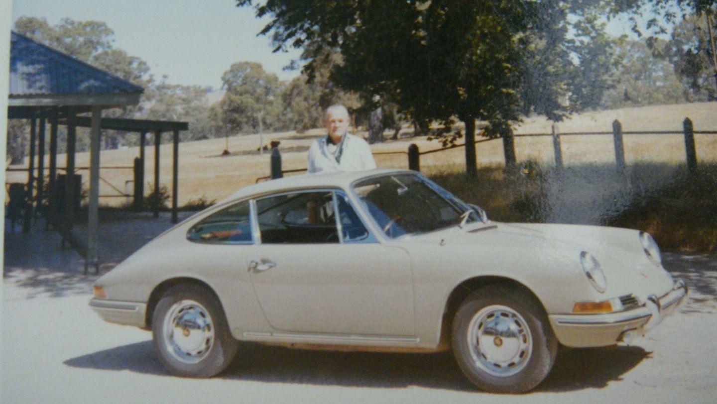 Ron Angas and his 911 from 1965, Porsche AG